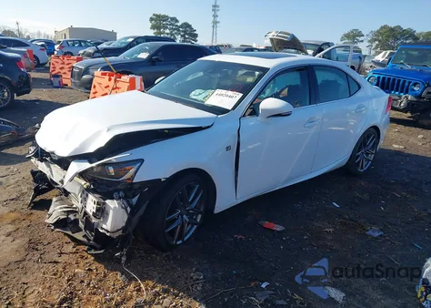 2018 Lexus Is 300 z USA, uszkodzony, nr VIN JTHBA1D23J5064656